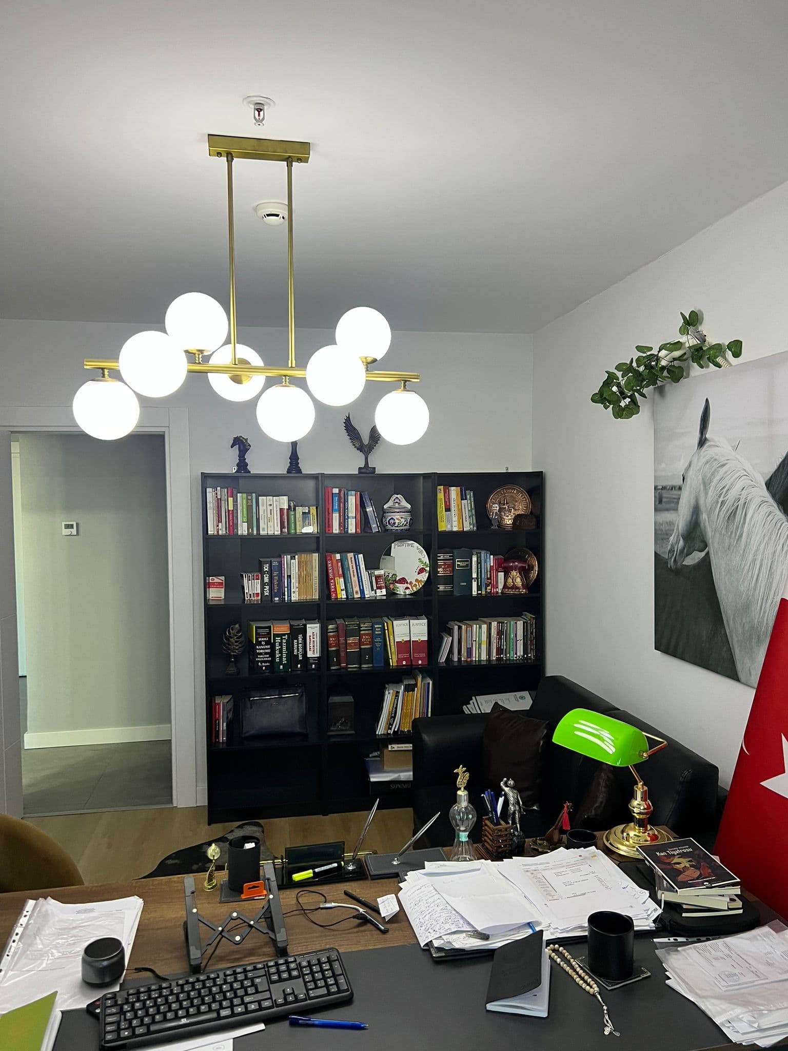 Ofis bekleme alanı